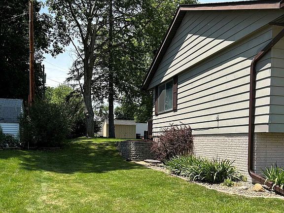 3rd image of 3706 Midland Hill Dr