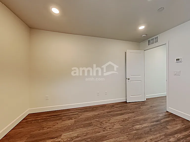 331 Cape Seville Pl — Photo 11