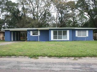 40 Vanderbilt Rd, Pensacola, FL 32506