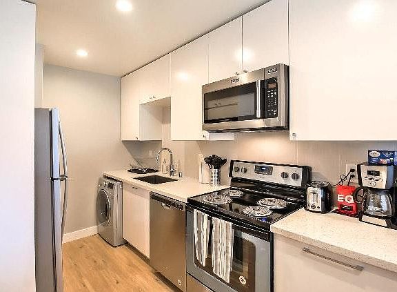 3rd image of 988 E El Camino Real #2