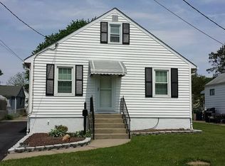 904 Martin Rd, Baltimore, MD 21221