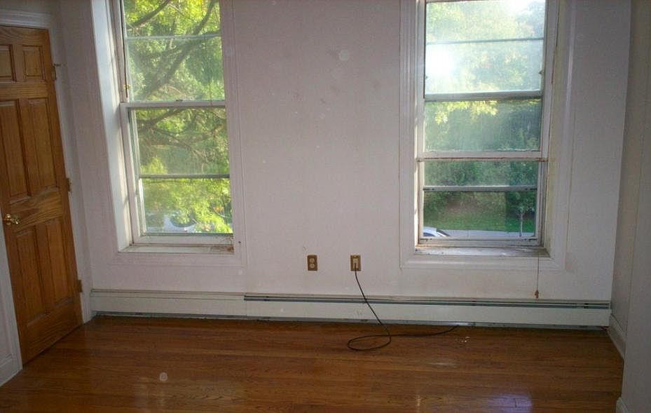 2nd image of 606 Madison Ave #2F