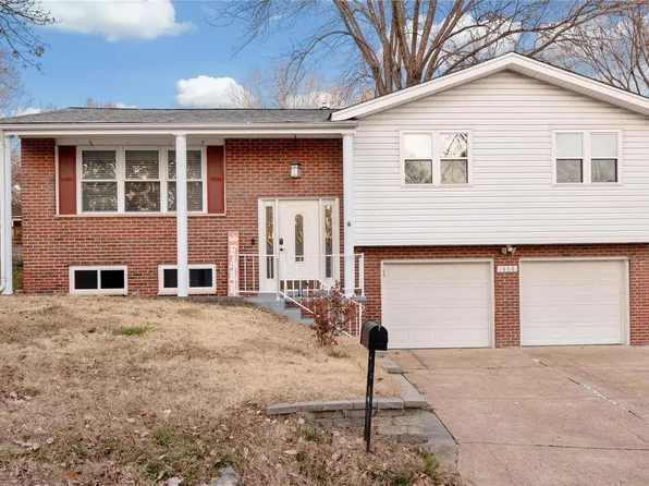 1668 Melody Ln, Arnold, MO 63010