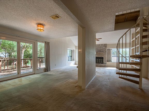 3rd image of 7417 Waldon Dr