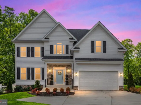 8734 Lukens Ln, Alexandria, VA 22309