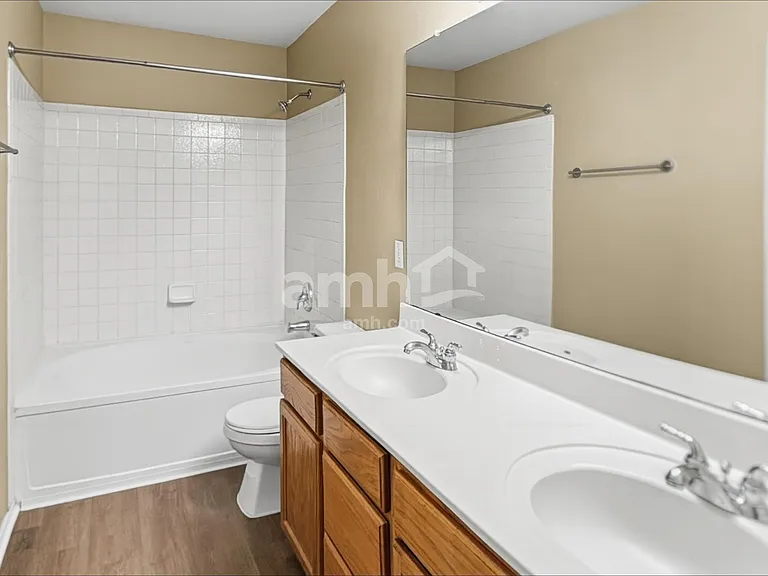 521 Emerald Fields Ln — Photo 11