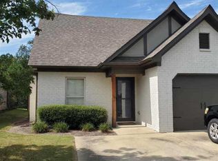 470 W Park Dr, Fultondale, AL 35068