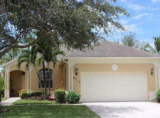 8013 Tauren Ct, Naples, FL 34119
