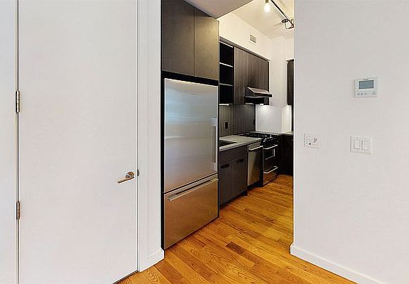 4th image of 54 Noll St APT 519