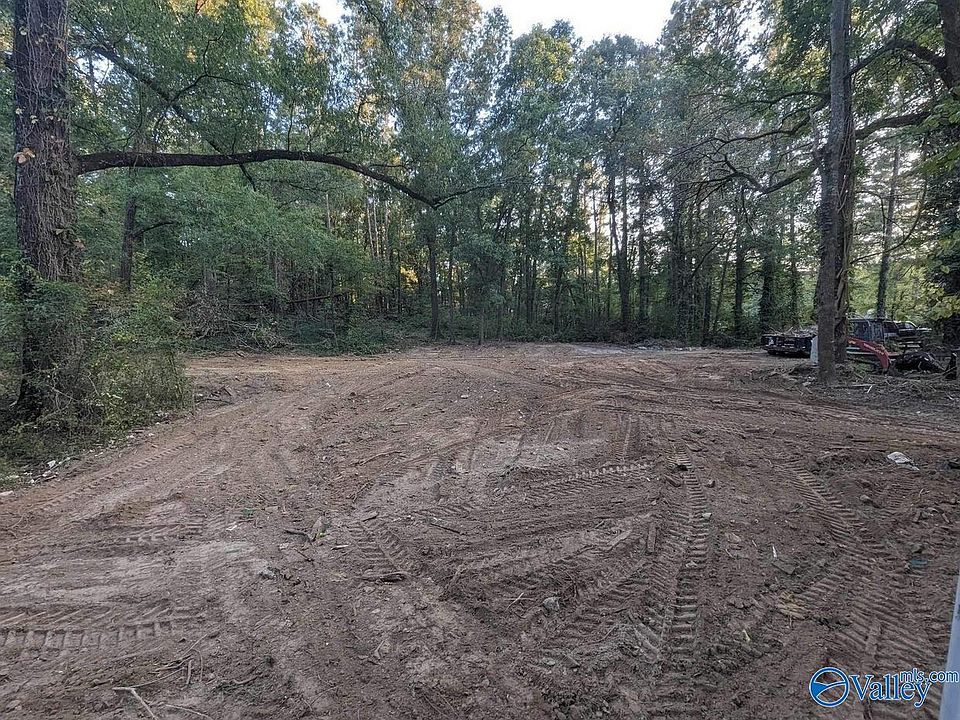 2nd image of 122 Paden Rd