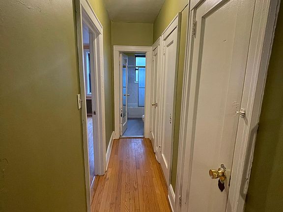 2nd image of 87-16 Park Ln S