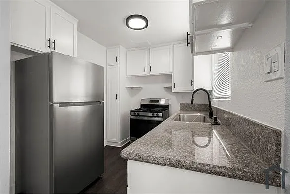 3838 Gibraltar Ave #18 — Photo 5