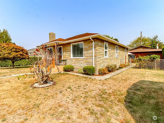 3rd image of 7031 Fawcett Avenue