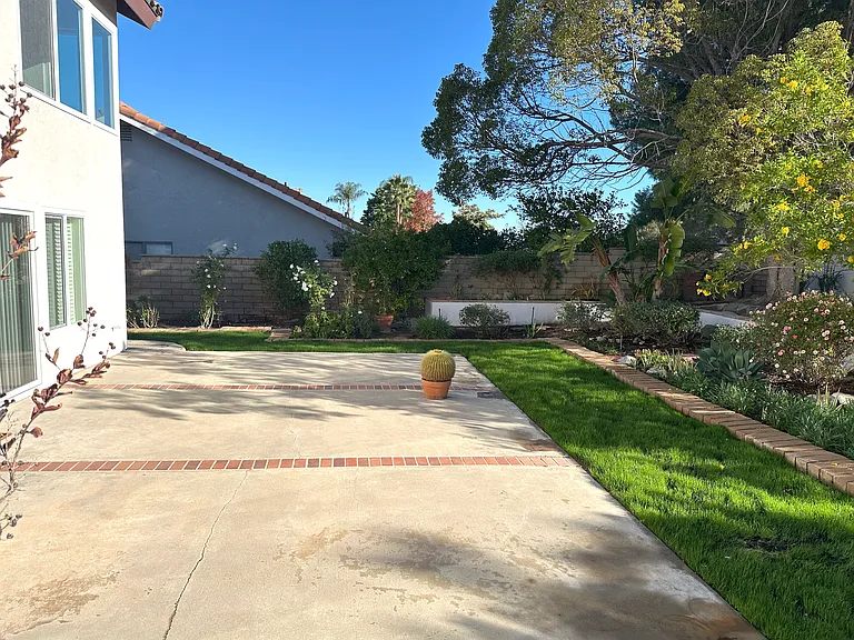 2471 Via Pacifica — Photo 33