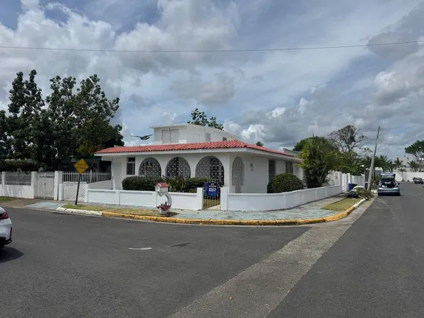 Urb La Cumbre Calle Taft #651, San Juan, PR 00926