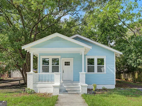 812 E 33rd St, Savannah, GA 31401