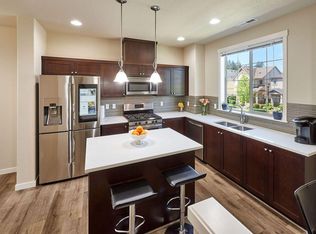 29009 SW Costa Cir W, Wilsonville, OR