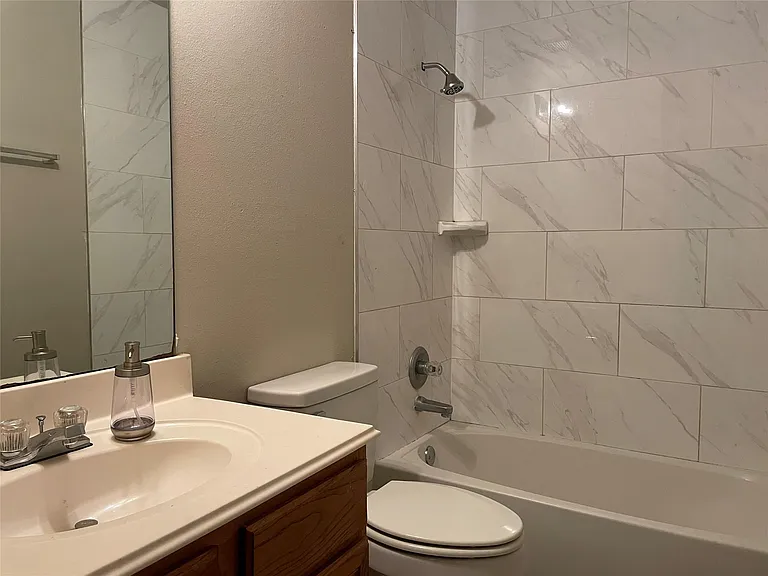6614 Amberfield Ln — Photo 38