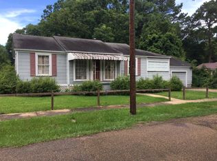 814 Venable St, McComb, MS 39648