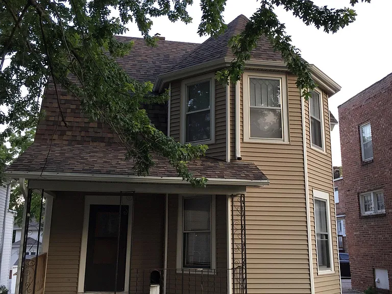 3515 Dewey Ave — Photo 1