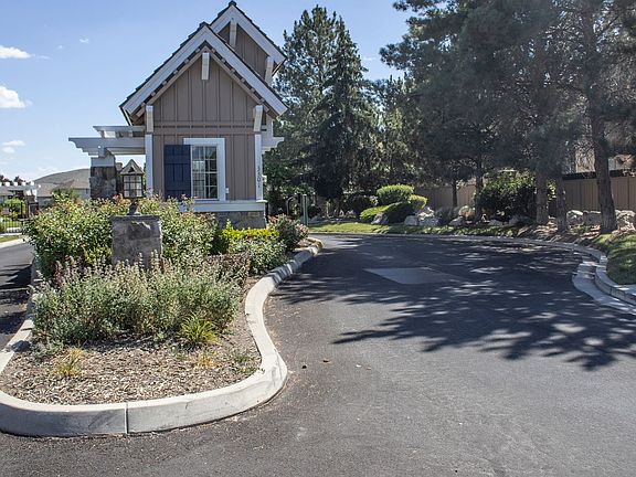 2nd image of 3509 Herons Cir