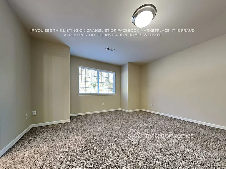 7629 Columbia Way NE — Photo 10