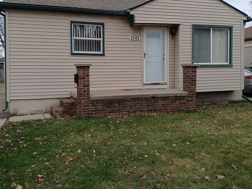 1st image of 5743 N Silvery Ln