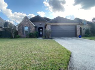 403 Copper Ridge Dr, Youngsville, LA 70592
