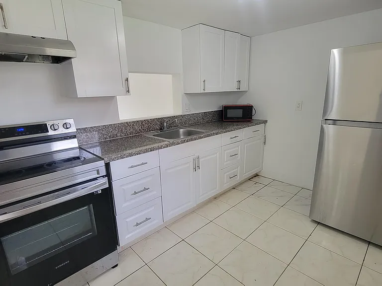 2800 NW 56th Ave #G107 — Photo 2