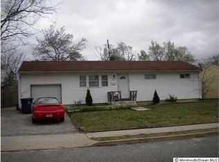 104 Charles Ave, South Toms River, NJ 08757