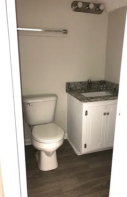2 bed, 1.5 bath, 1000 sqft, $750 — Photo 4