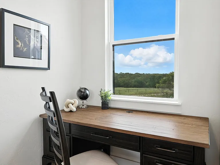 123 Heavens Rd — Photo 36