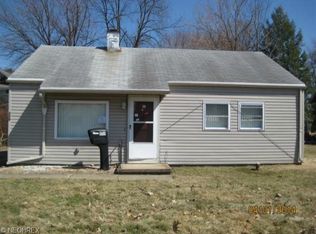 319 Dawn Dr, Akron, OH 44312