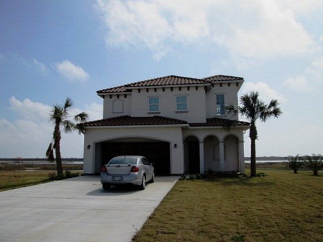 1st image of 54 Vineyard Bay