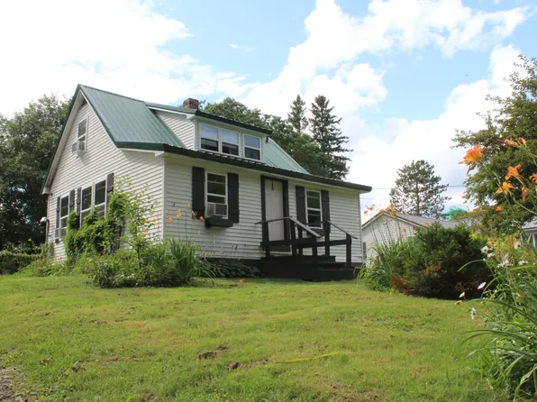 14 Pleasant Street, Howland, ME 04448