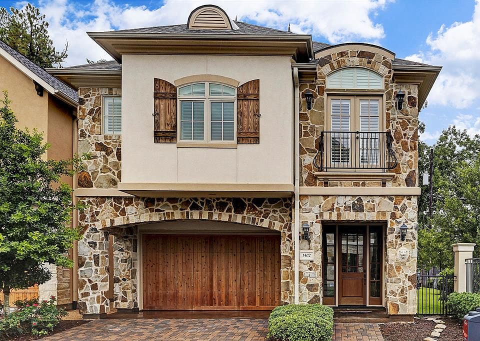 1st image of 1402 Aston Park Dr