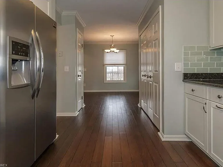 8317 Beacon Pl — Photo 6