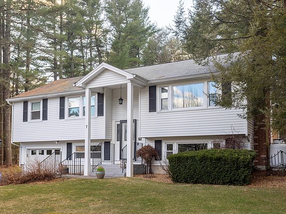 2nd image of 7 Birchwood Dr