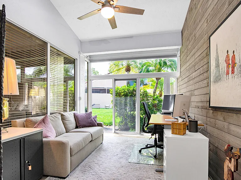 2102 Mahogany Pl — Photo 23