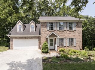260 Crestwood Dr, Lenoir City, TN 37771