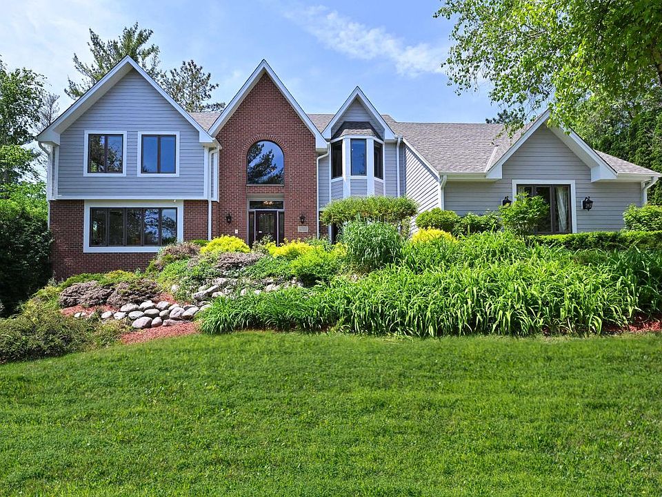 3165 Brehon COURT, Brookfield, WI 53005 Zillow