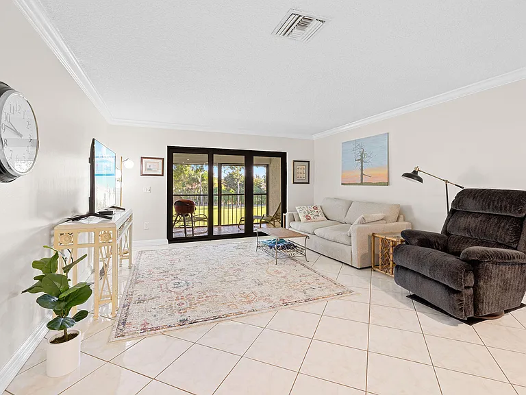 9193 Pecky Cypress Ln #6F — Photo 9