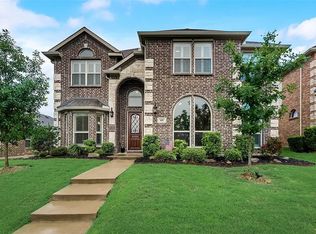 411 Sunnyside Ln, Red Oak, TX 75154