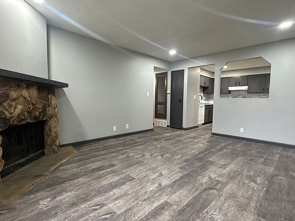 5th image of 4521 Madison Ave #1