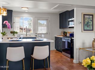 317 S Paseo Sarta APT B, Green Valley, AZ 85614