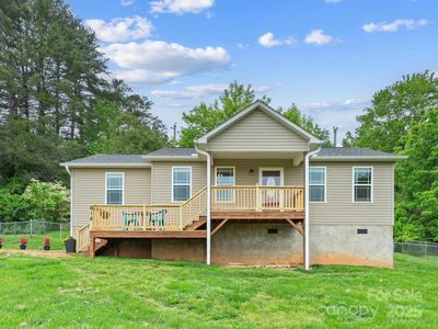 618 Enka Lake Rd, Candler, NC, 28715