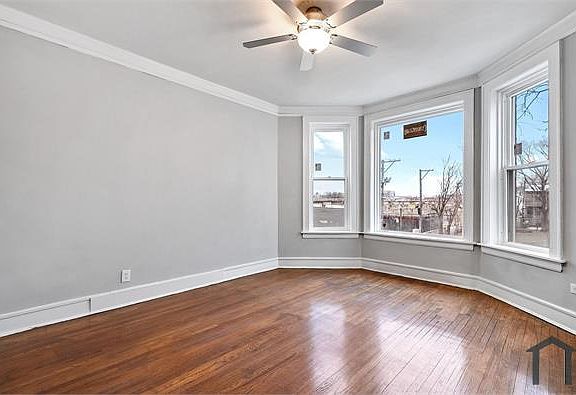 3rd image of 6316 S Saint Lawrence Ave