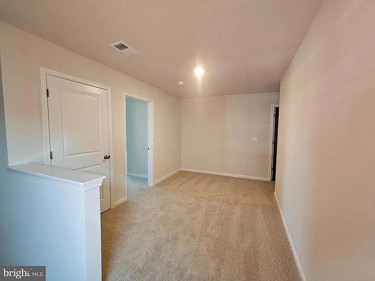 178 Hamstead Dr — Photo 14