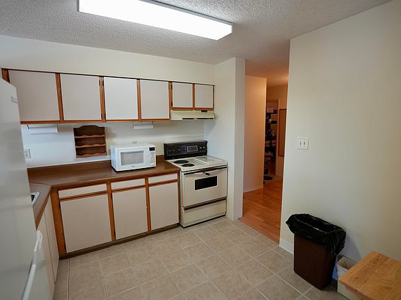 4th image of 10545 Saskatchewan Dr NW #503