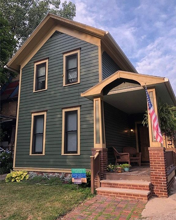 1st image of 1811 W 52nd St